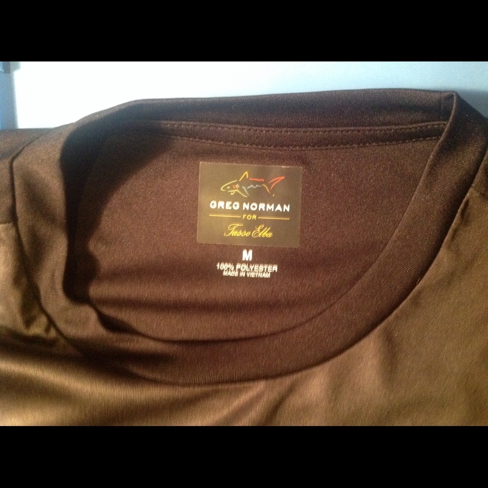 Greg Norman shark t-shirt black size medium - Picture 4 of 4